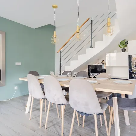 Disneyland House - Terrace - Sunny - Parking Ferienhaus Serris